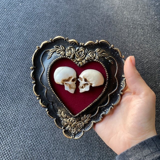 True love is forever - framed miniature realistic human skulls - Til death do us part